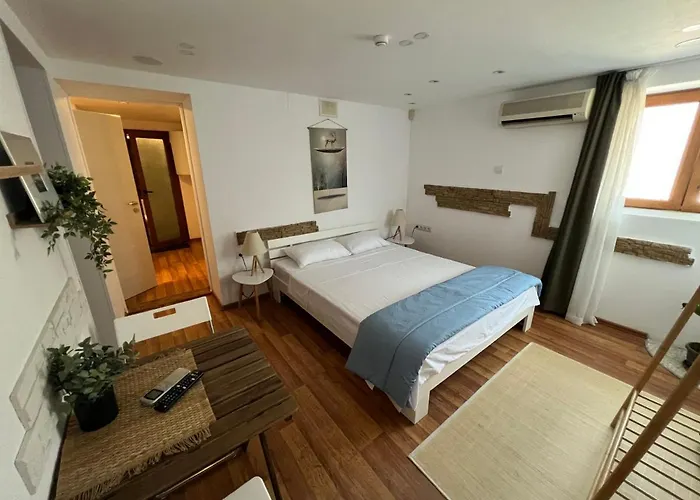 VI Del Mar Apartments Varna